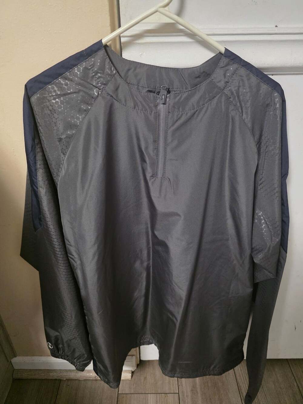 Holloway Bionic 1/4 Zip Pullover Size L Dark Gray
